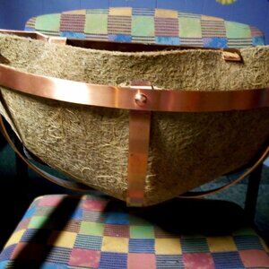 Copper Wall Mount Hanging Half Moon Circle Rounded Hayrack Planter NEW